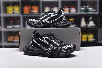 Balenciag* 3XL Sneaker WornOut  Black White