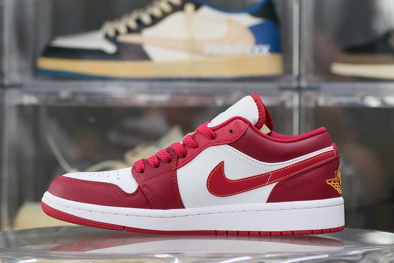 Jordan 1 Low Cardinal Red
