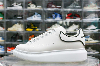 Alexander McQueen Oversized Sneaker White Black 3M