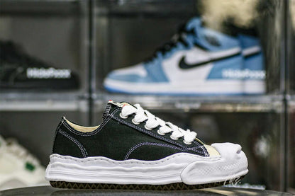 MaisOn Margiel@ Yasuhir0 Hank low-top Black sneakers