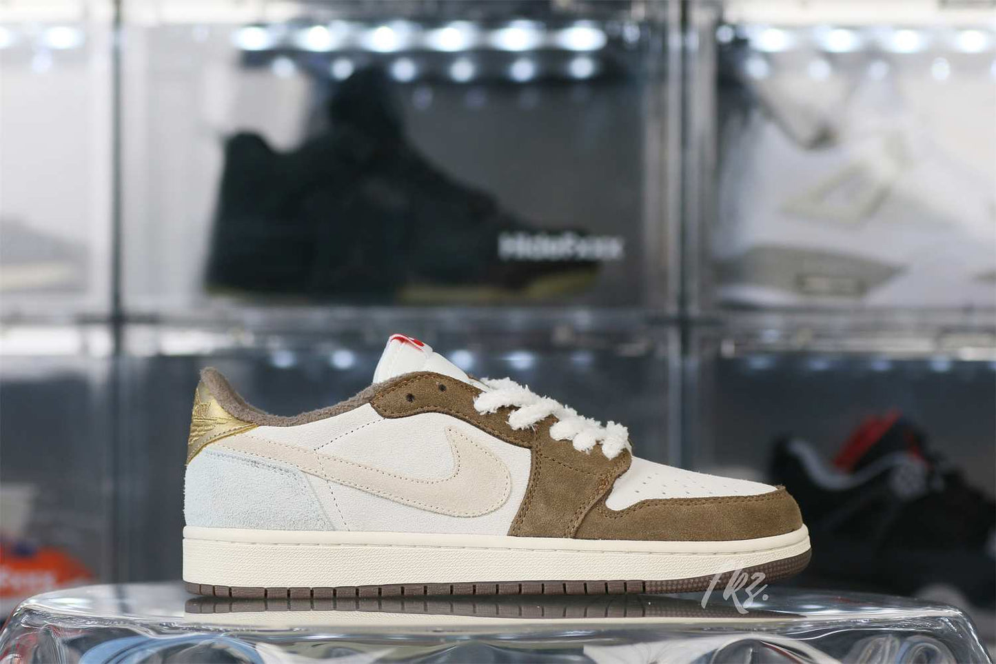 Air Jordan 1 Retro Low OG Year Of The Rabbit 2023