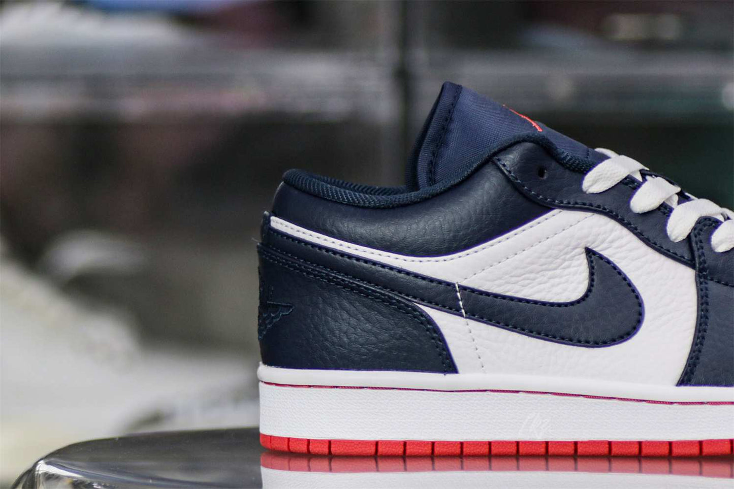 Air Jordan 1 Retro Low Obsidian Ember Glow 2018