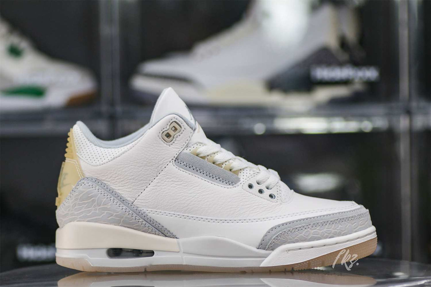 Air Jordan 3 Retro Craft Ivory (LN5 A1)