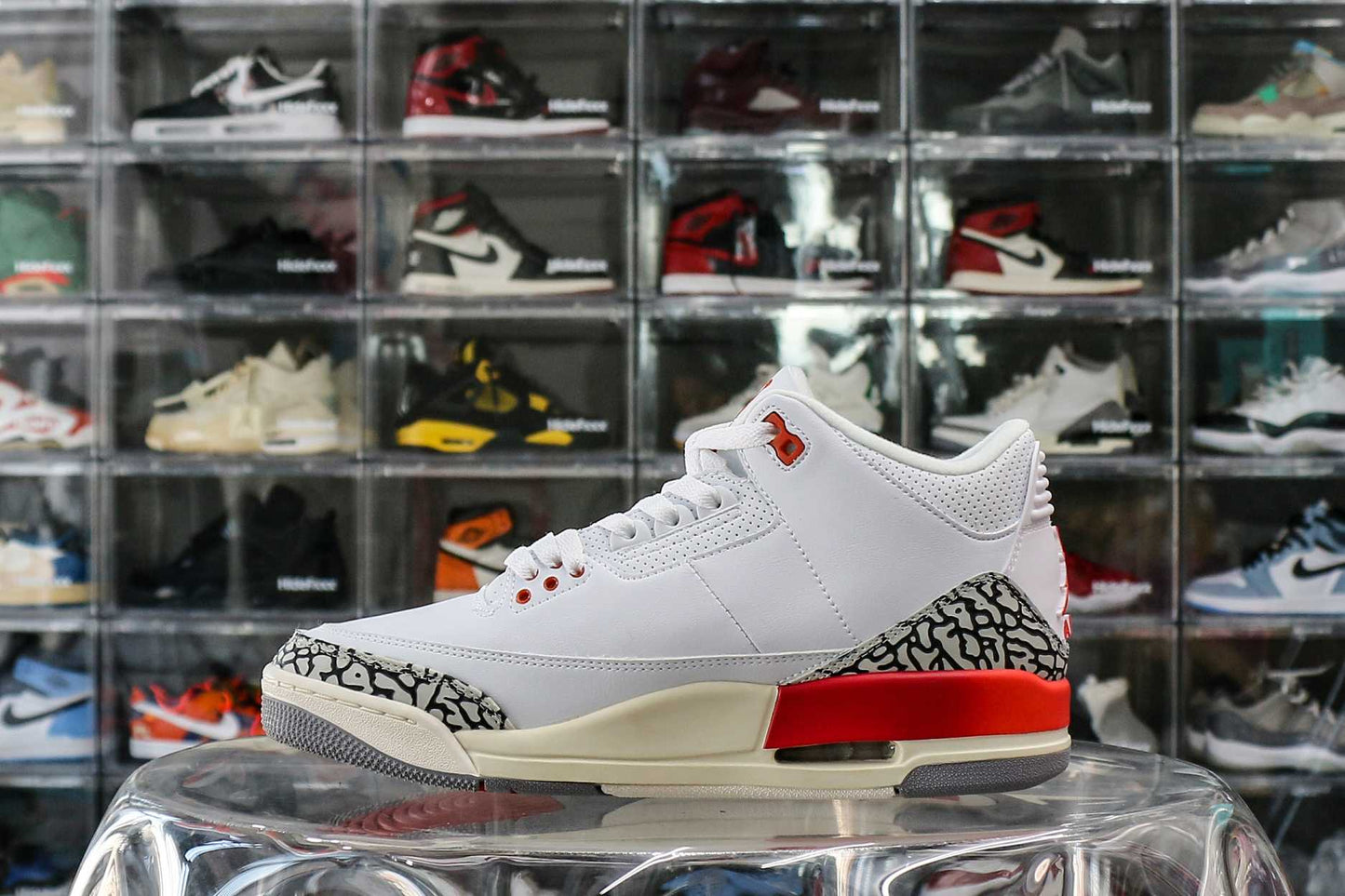 Air Jordan 3 Retro Georgia Peach 2024