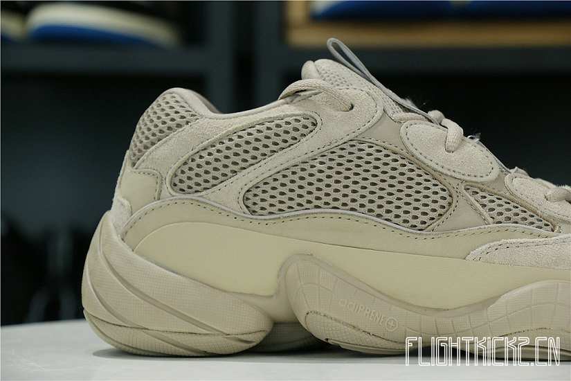 Yeezy Desert Rat 500 Taupe Light 2021