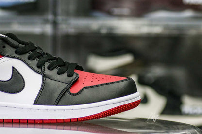 Air Jordan 1 Low Bred Toe 2021
