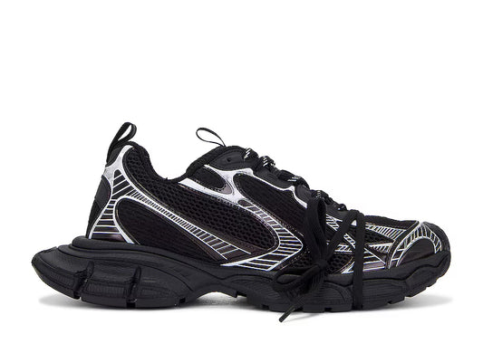 B@lenciag* 3XL Ski Sneaker in Black and white