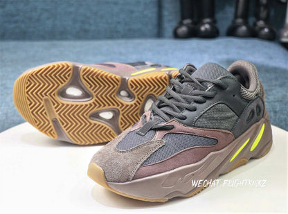Adidas Yeezy 700 Boost Wave Runner Mauve 2018