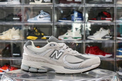 New Balance 2002R Grey