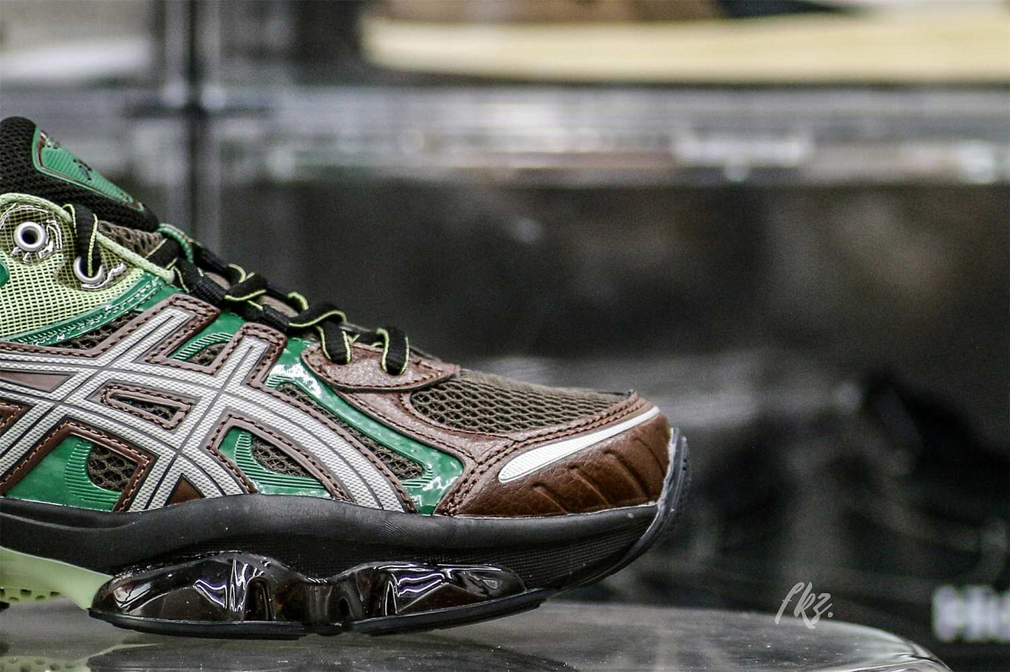 Gel Quantum Kinetic Dark Sepia Shamrock