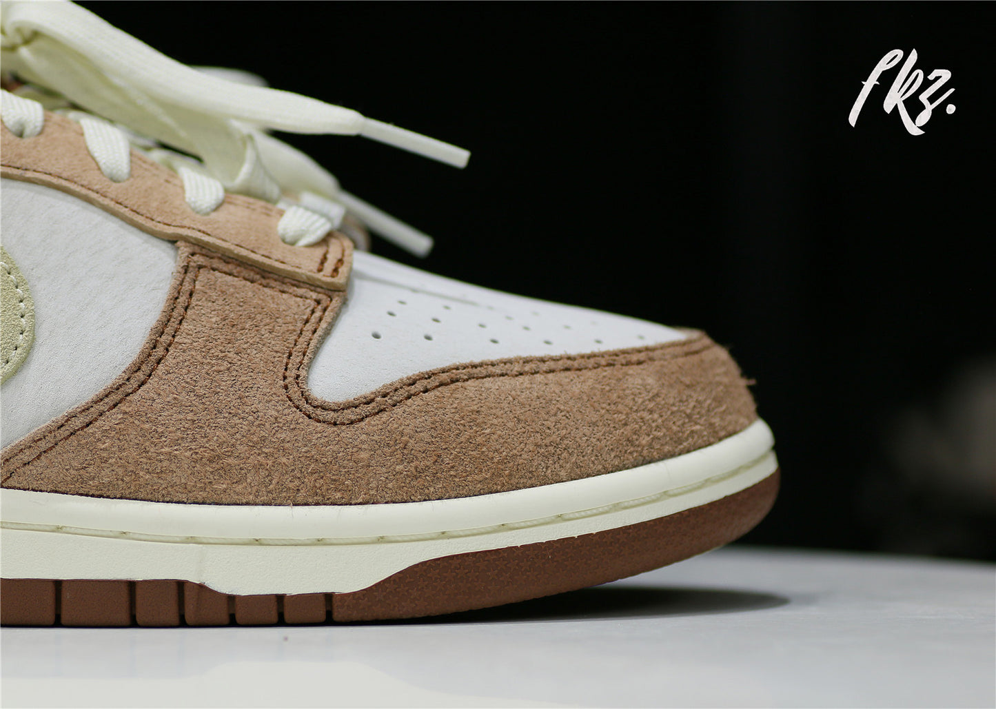 Nike Dunk Low Medium Curry 2021