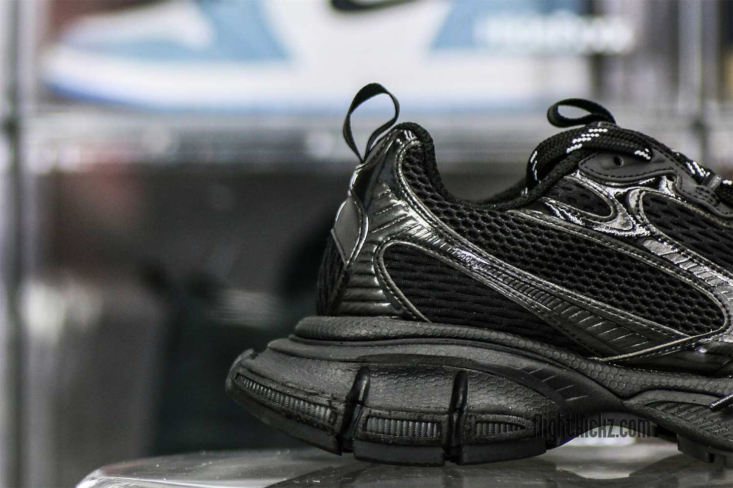 Balenciag* 3XL Runner Black