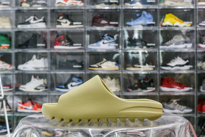 Yeezy Slides Resin 2022 FZ5904A1 Batch