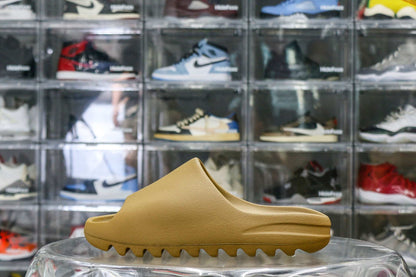 Yeezy Slides Ochre GW1931A1 Batch
