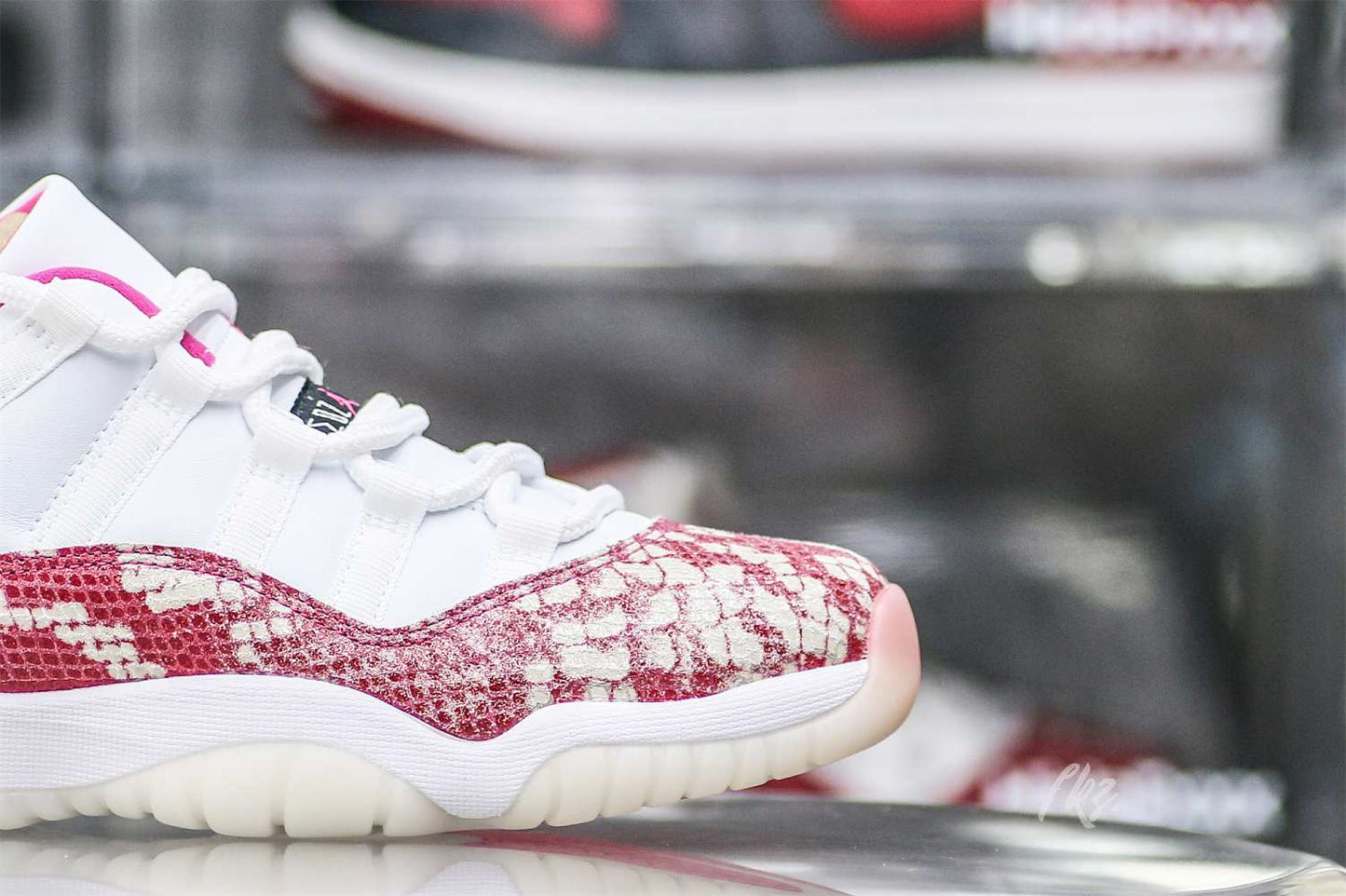 Air Jordan 11 Retro Low Pink Snakeskin (2019) (Womens)
