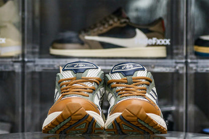 Gel Kayano 14 Vanilla Tarmac 2022