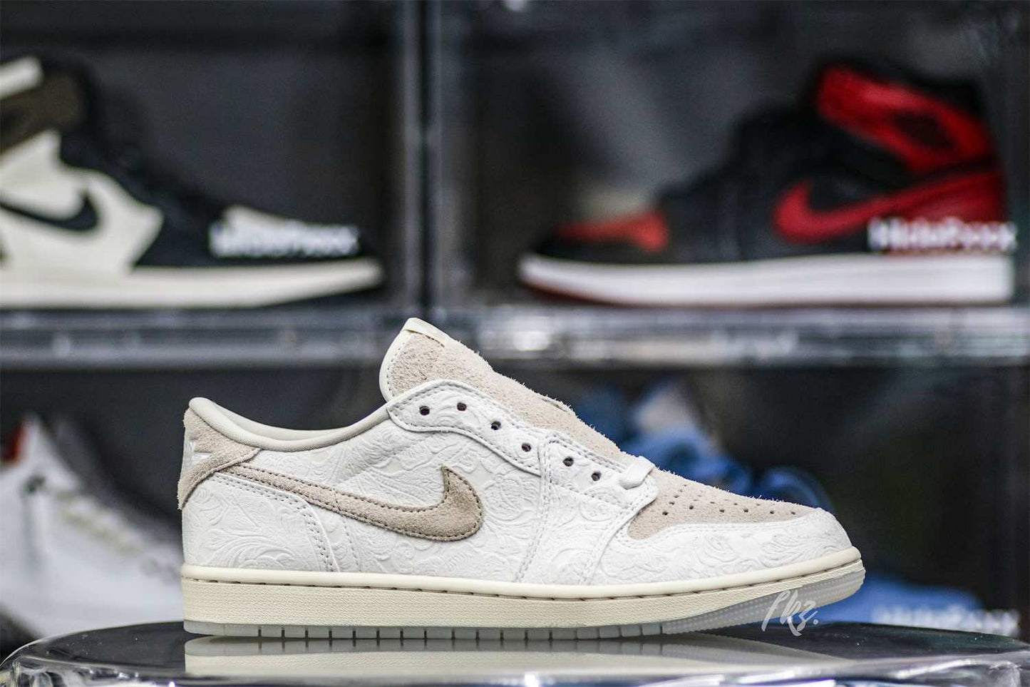 Air Jordan 1 Retro Low OG x Chris Paul Give Them Flowers