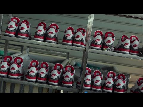 AIR JORDAN 3 RETRO FIRE RED 2022