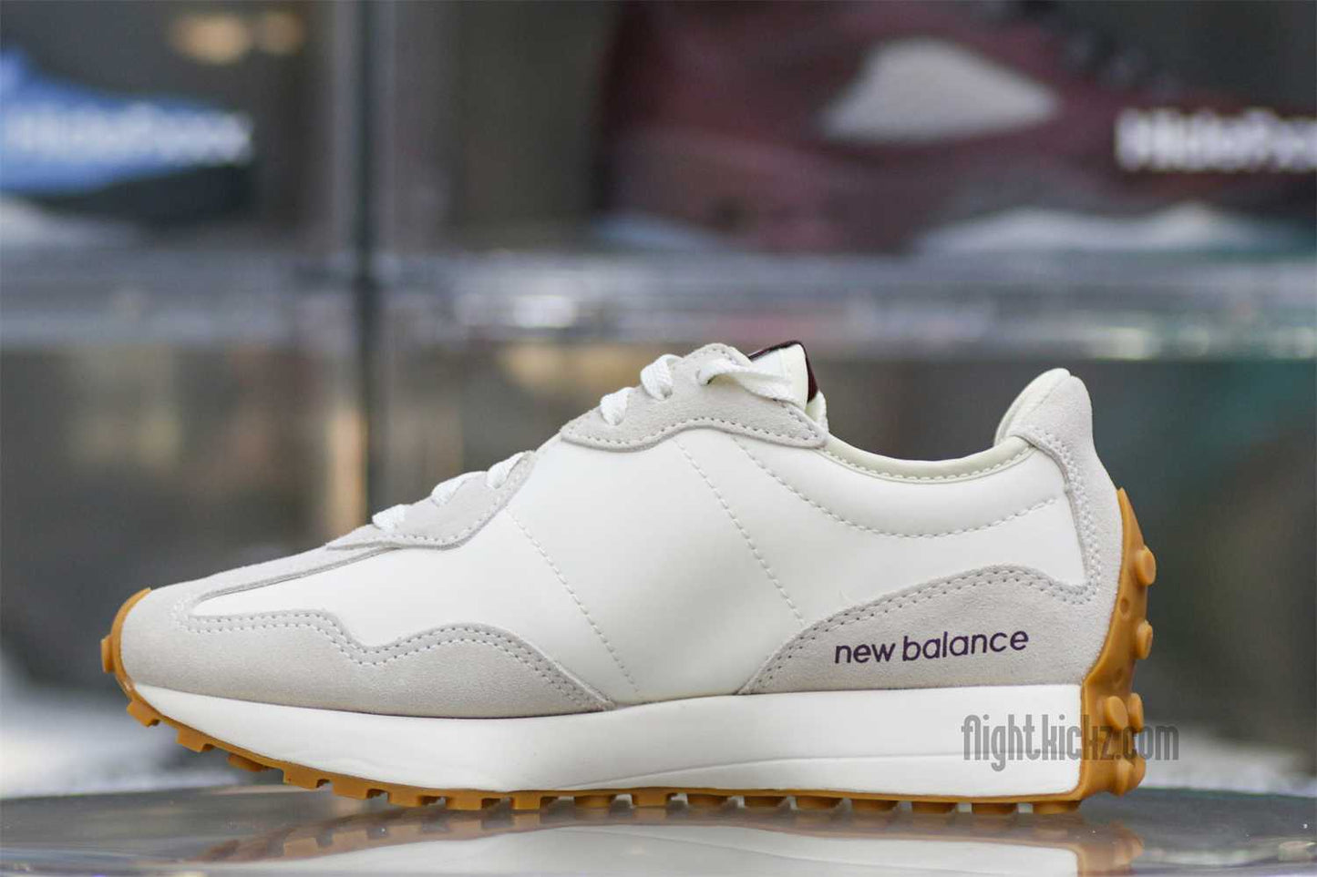 New Balance Wmns 327 White Dark Red