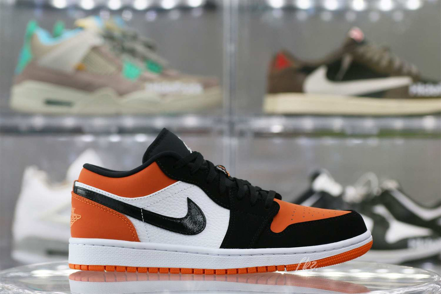 Air Jordan 1 Low Shattered Backboard 2019