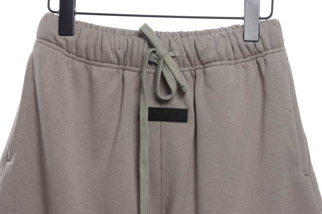 Essenti@ls Flocked alphabet shorts