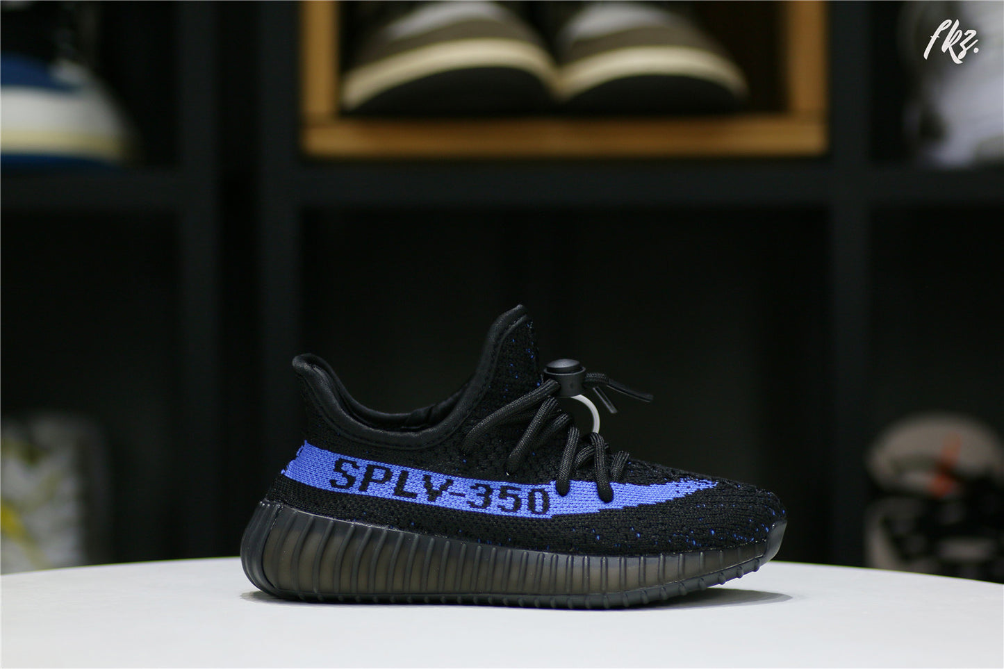 adidas Yeezy Boost 350 V2 Dazzling Blue kid