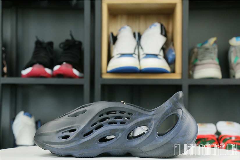 Yeezy Foam Runner Mineral Blue (GV7903(LN5 A1 Batch)