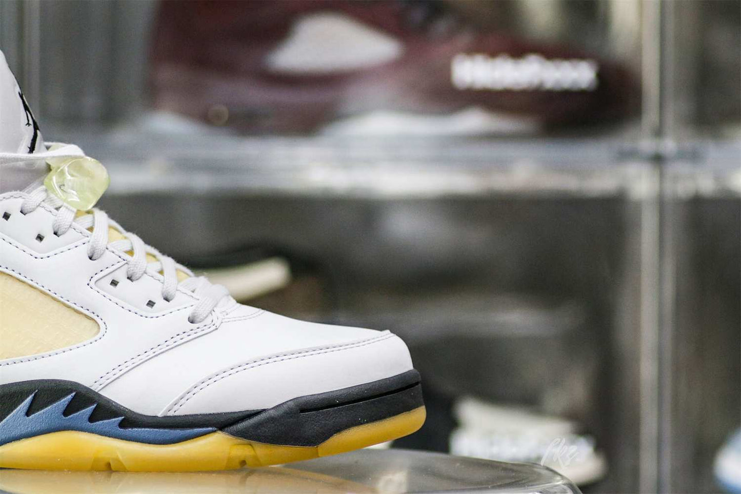 A Ma Maniere Air Jordan 5 SP Photon Dust/Diffused Blue WMS(LN5 A1)