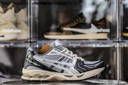 Gel Kayano 14 Black Glacier Grey Silver 2023