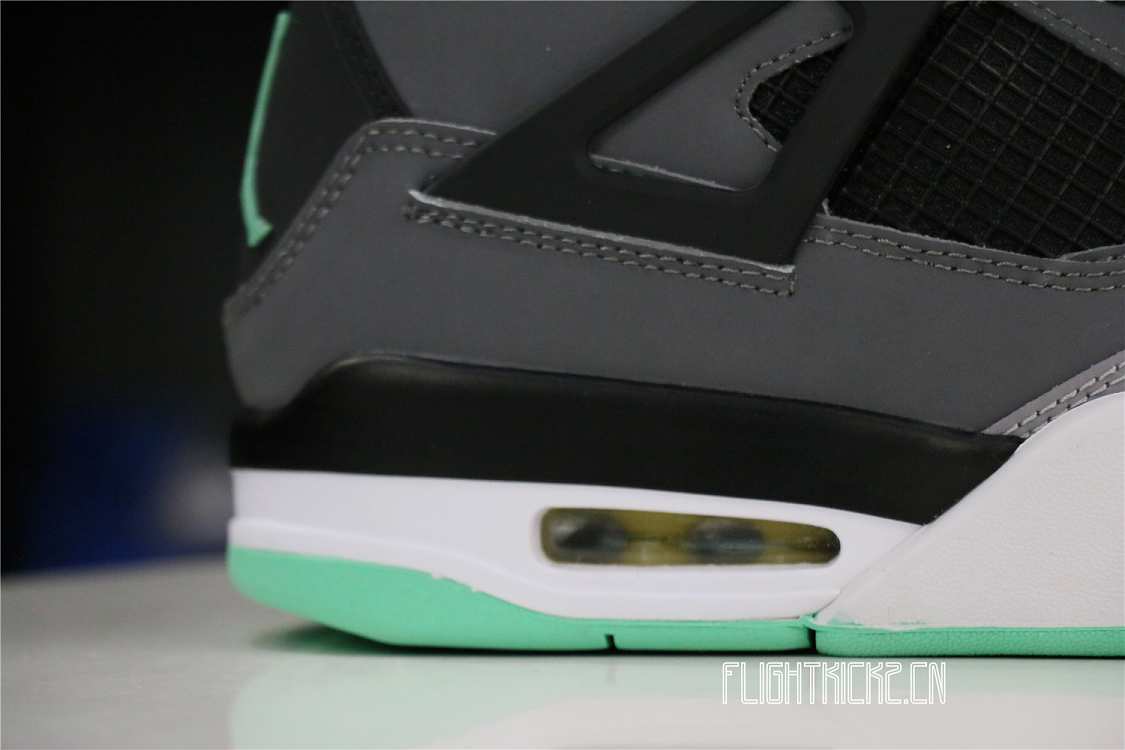 Jordan 4 Retro Green Glow( Ln5 A1 Batch)