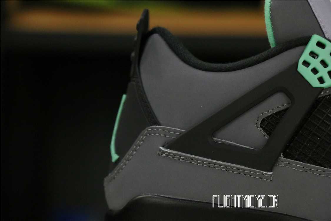 Jordan 4 Retro Green Glow( Ln5 A1 Batch)