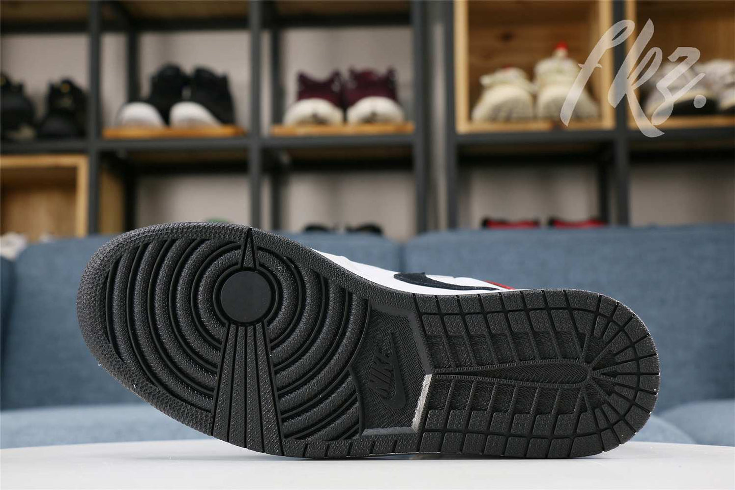 Air Jordan 1 Retro Smoke Grey(GS)