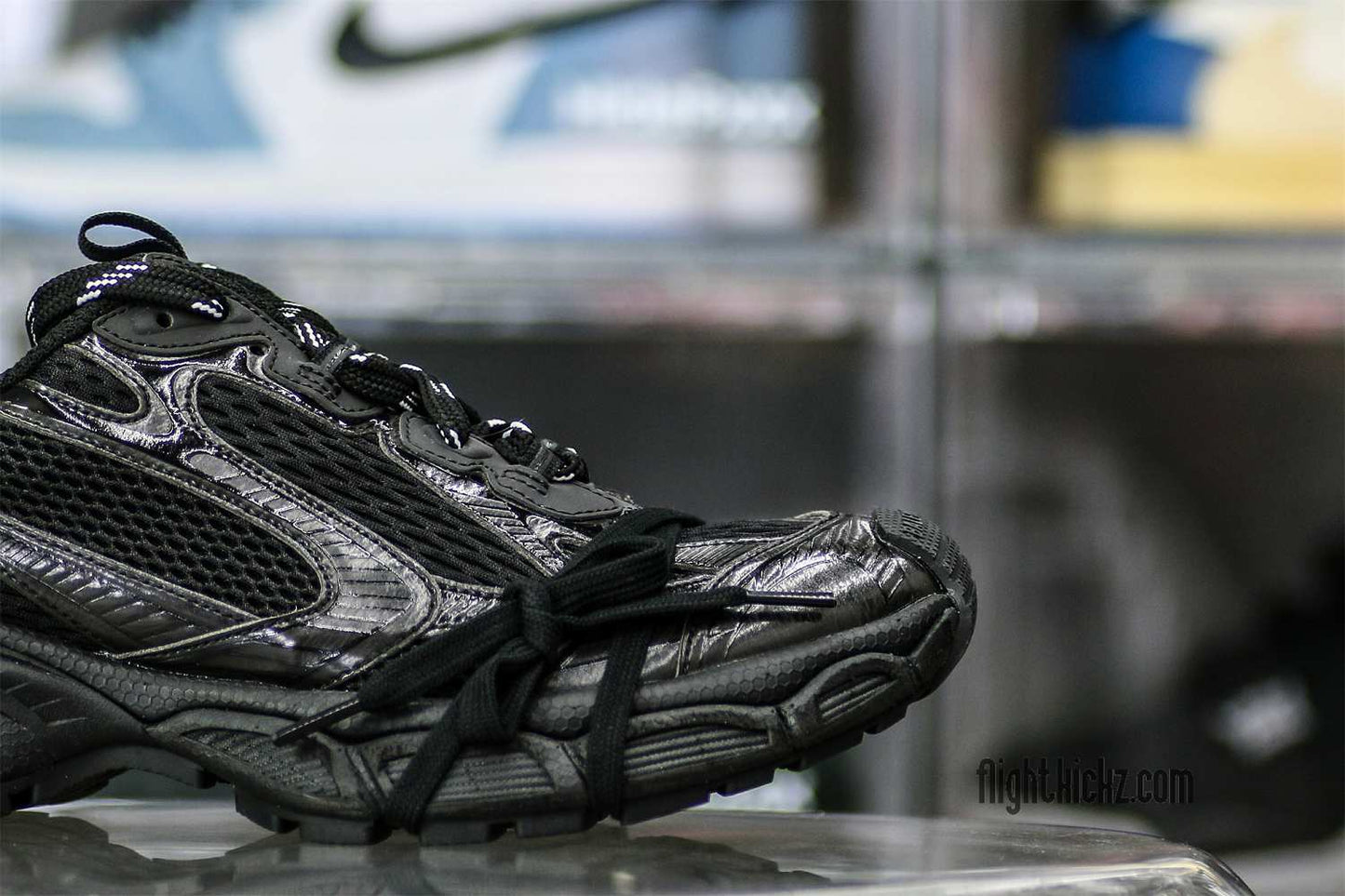 Balenciag* 3XL Runner Black