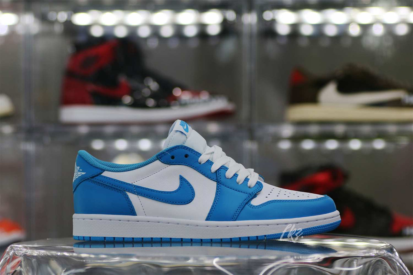 Jordan 1 Low SB University Blue UNC 2019