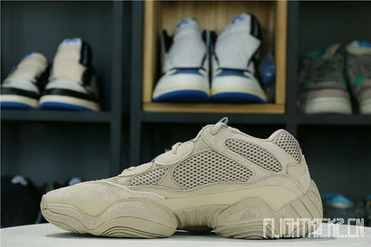 Yeezy Desert Rat 500 Taupe Light 2021
