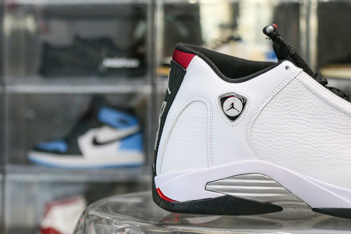 Air Jordan 14 Retro Black Toe (2024)