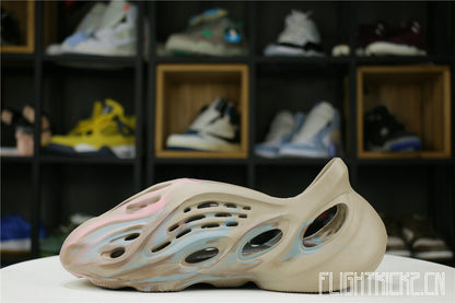 Yeezy Foam RNNR MX Sand Grey (GY3969鍧€閮LN5 A1 Batch)