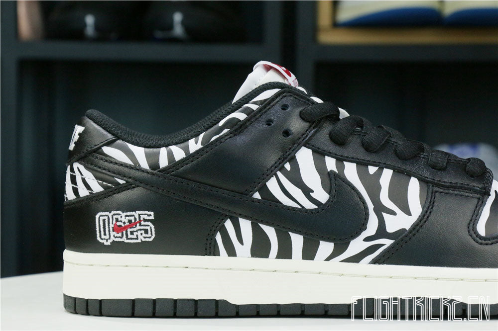 Nike SB Dunk Low Quartersnacks Zebra