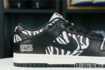 Nike SB Dunk Low Quartersnacks Zebra