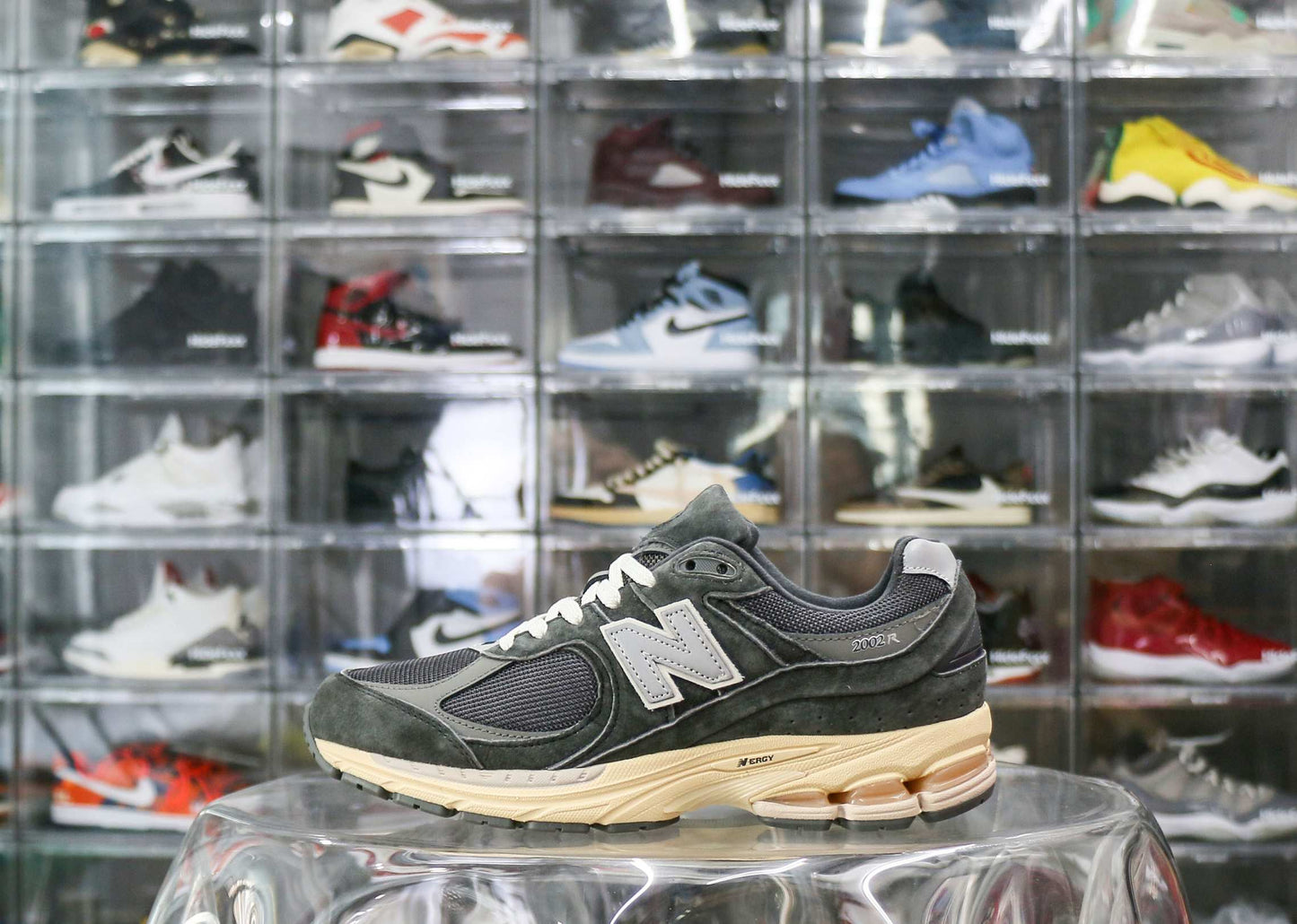 New Balance 2002R Black Dark Grey