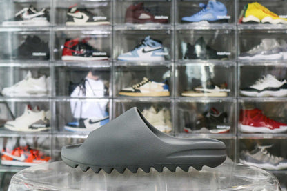 Yeezy Slides Slate Grey 2023 ID2350A1 Batch