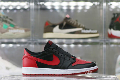 Air Jordan 1 Retro Low Bred 2015