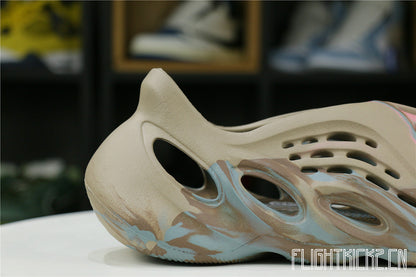 Yeezy Foam RNNR MX Sand Grey (GY3969鍧€閮LN5 A1 Batch)