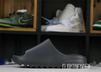 Adidas Yeezy Slide Onyx HQ6448A1 Batch