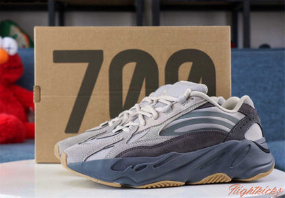 Adidas Yeezy Boost 700 V2 Tephra