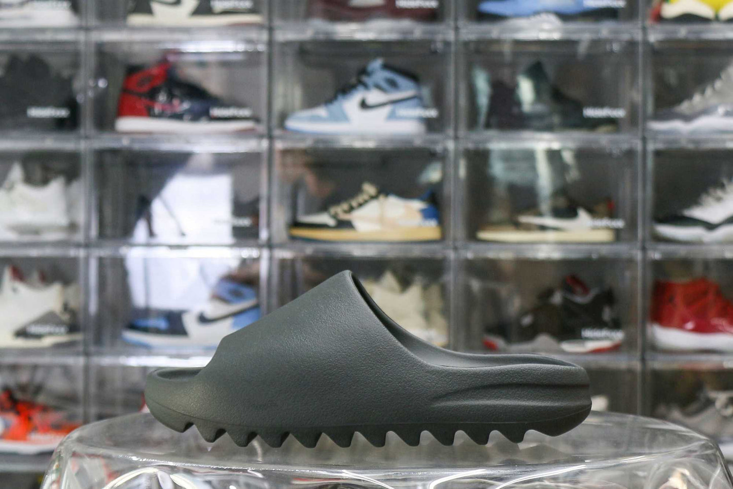 Yeezy Slides Granite 2023 ID4132A1 Batch