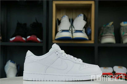 Nike Dunk Low Triple White 2021(W)