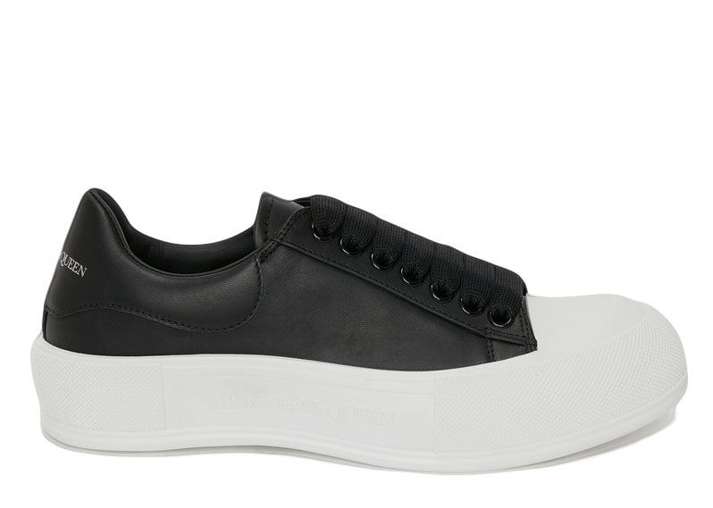 Alexander McQueen Deck Lace Up Plimsoll in Black