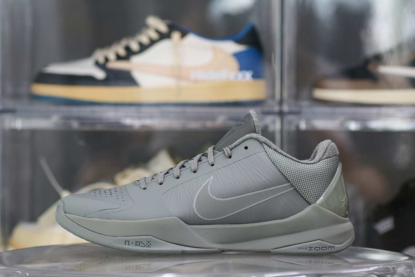 Nike Kobe 5 Black Mamba Collection Fade to Black 2016