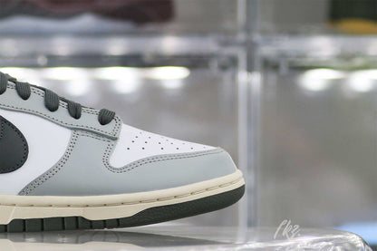 Nike Dunk Low Light Smoke Grey